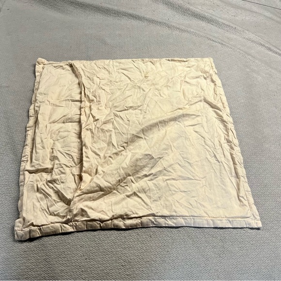 Pottery Barn 26”x26” Cream & Black Pattern Textured Accent Throw Pillowcase EUC - Picture 3 of 4